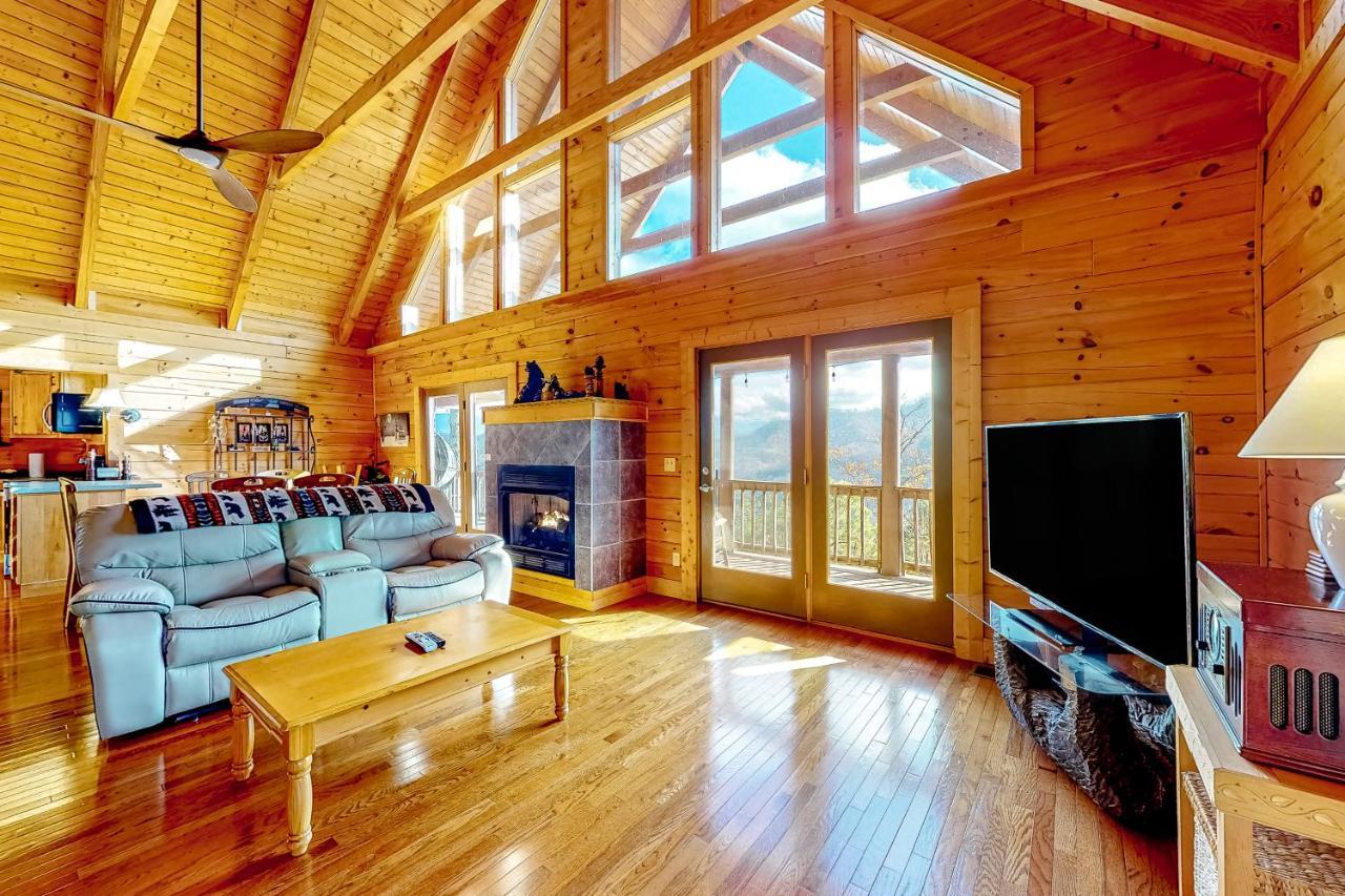 Lazy Bear Lodge Sevierville Exterior foto