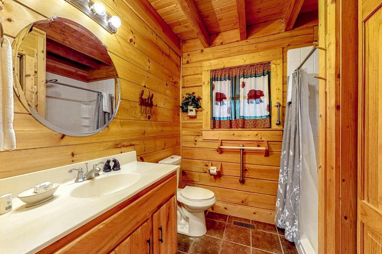 Lazy Bear Lodge Sevierville Exterior foto
